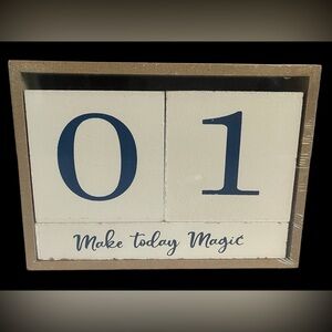 Retro Desktop Block Calendar "Make Today Magic" in Navy and Cream New with Tags